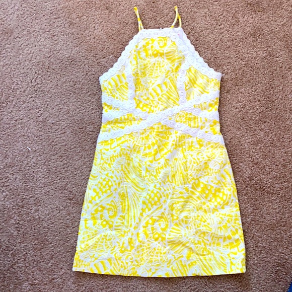 Lilly Pulitzer Dresses & Skirts - Lilly Pulitzer Yellow and White Dress Size 8